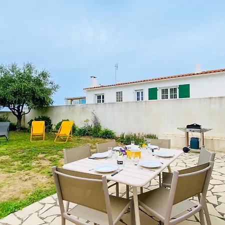 Agreable Avec Jardin Au Calme Le Bois-Plage-en-Ré