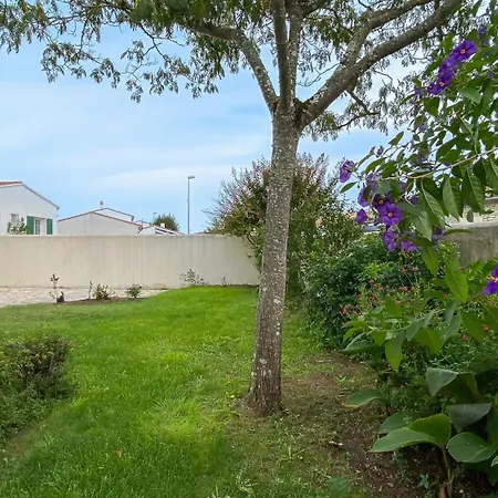 Agreable Avec Jardin Au Calme וילה